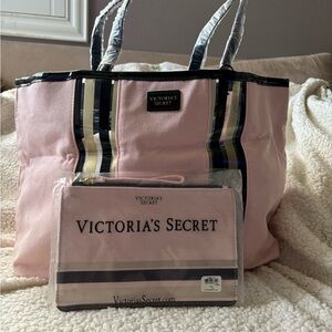 Victoria's Secret Pink and Black Tote Bag Set
